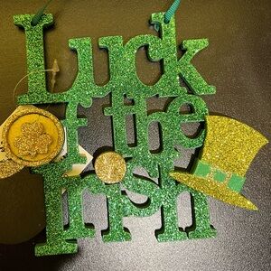 FREE ITEM THAT SELLER PICKS 🥳🥳🥳